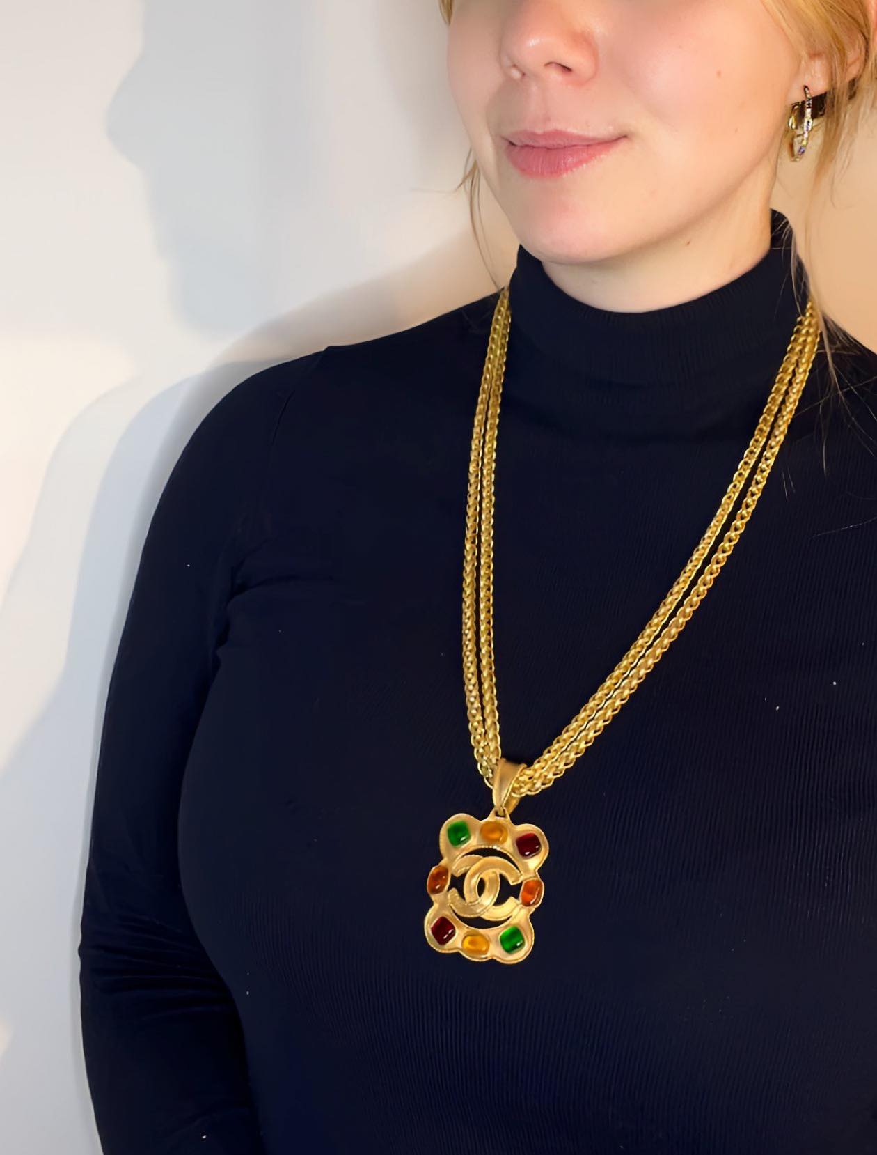 Vintage Chanel Gripoix Necklace