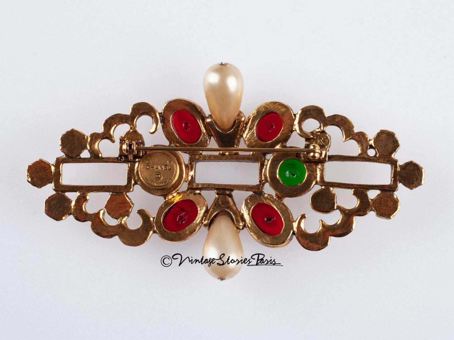 Vintage Chanel Rare Gripoix Brooch