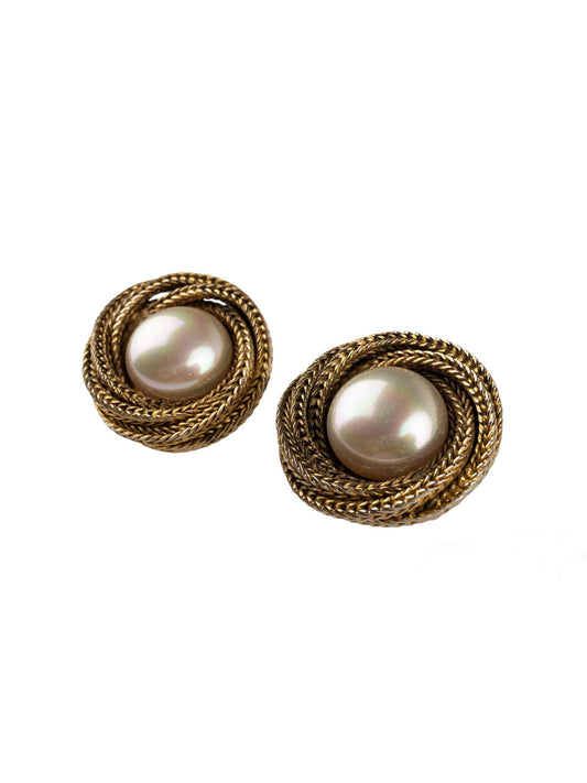 Vintage Chanel 3 Stars Clip Earrings in Gold Metal and Pearl