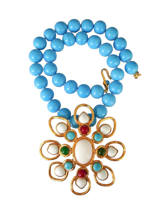 Vintage Chanel Necklace with Blue Glass Paste and Pearls