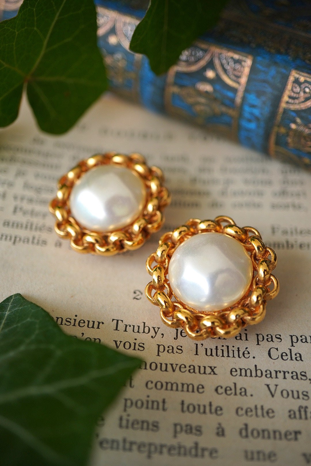 Vintage Chanel Pearl Clip-On Earrings