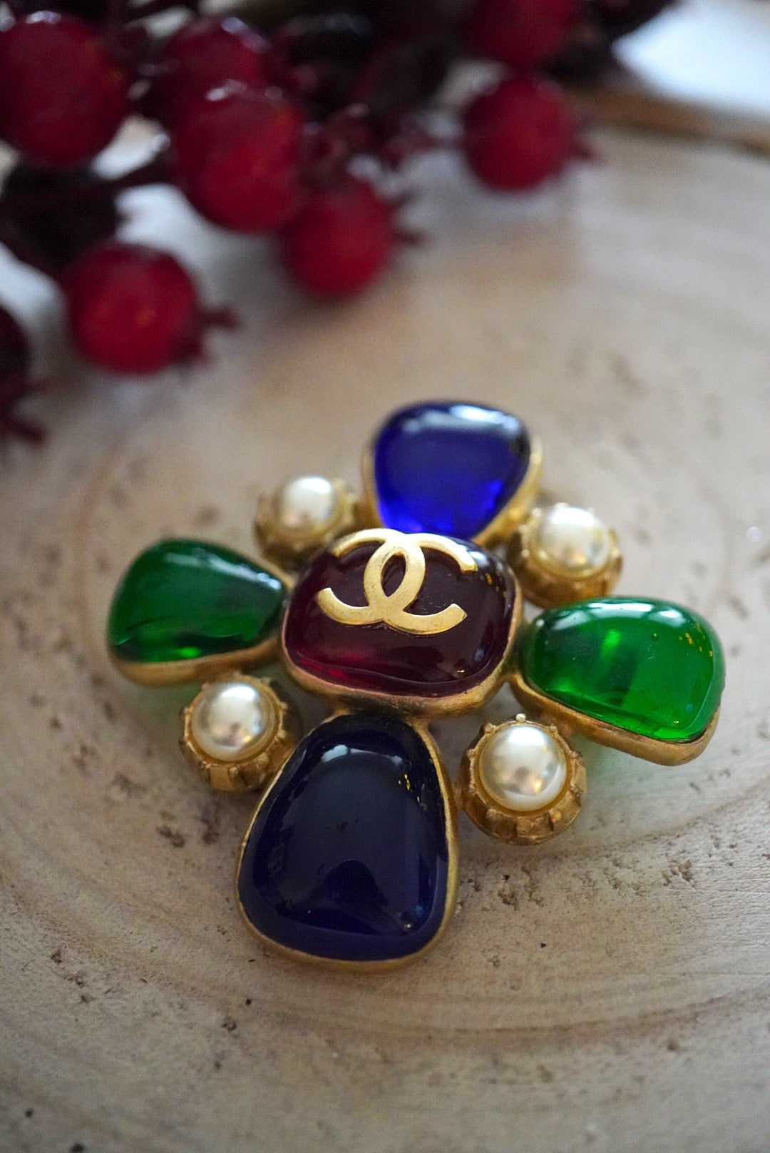 Vintage Chanel Brooch/Pendant 1980s