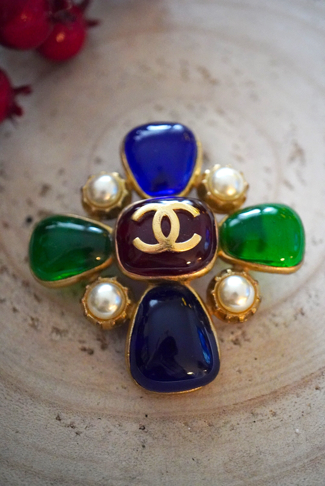 Vintage Chanel Brooch/Pendant 1980s